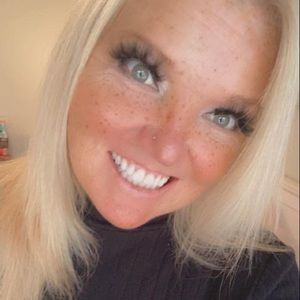 Meet your Posher, Staci